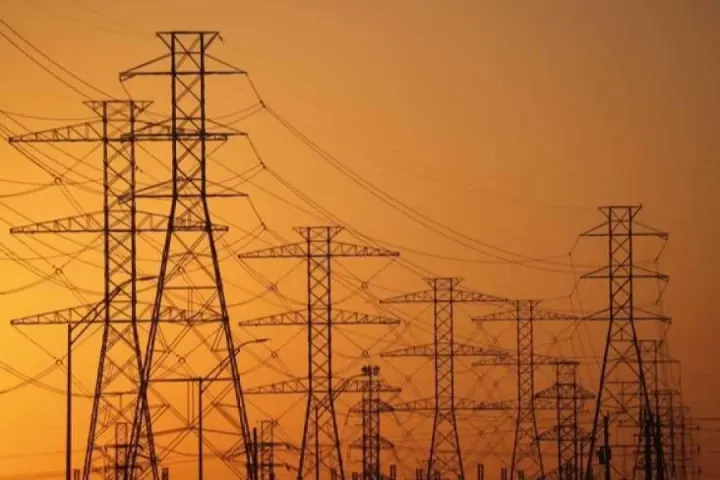 Elektrik Piyasasında Yeni Düzenleme: Artan Teminatlar Bir Ay İçinde Geri Ödenecek