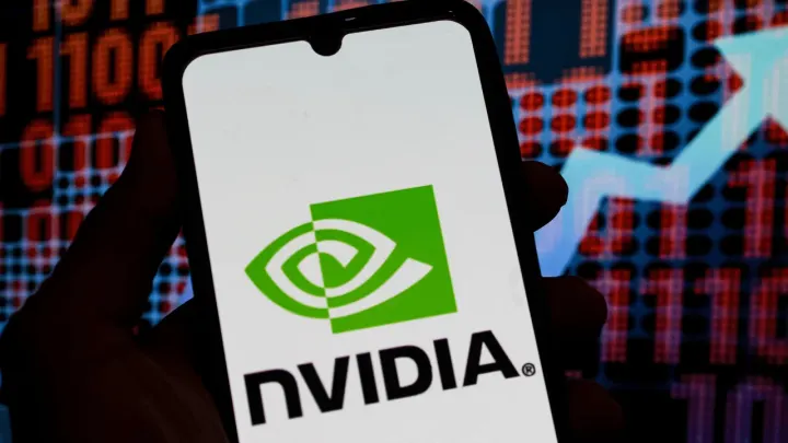 Nvidia, piyasa değeri 5 trilyon doları aşan ilk halka açık şirket oldu.