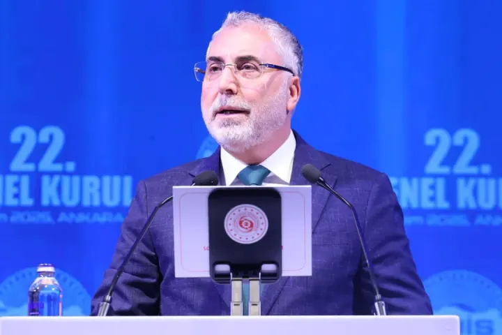 Bakan Işıkhan: 2029'da İşsizliği Yüzde 7,6'ya İndirmeyi Hedefliyoruz