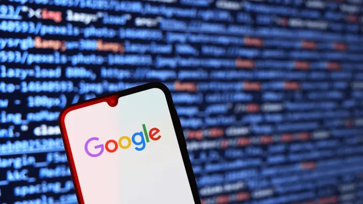 Google'ın yapay zekası Big Sleep, 20 güvenlik zafiyeti buldu.