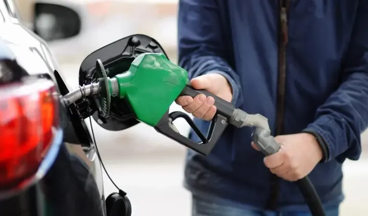 Motorine 6,40 TL Zam, Benzine İndirim! Yeni Akaryakıt Fiyatları