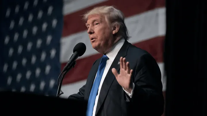 Trump: “Teknoloji Şirketleri Kendi Enerji Santrallerini Kurmalı”