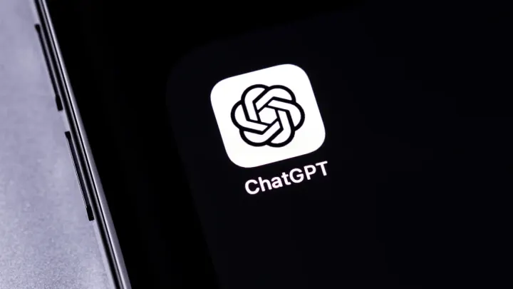 ChatGPT artık belgelerden bilgi çekiyor ve toplantıları kaydediyor.