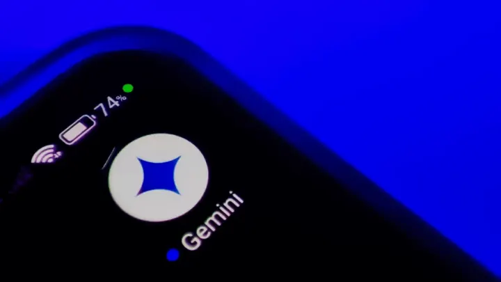 Google entegrasyonunu Wear OS ve Google TV'ye getiriyor.