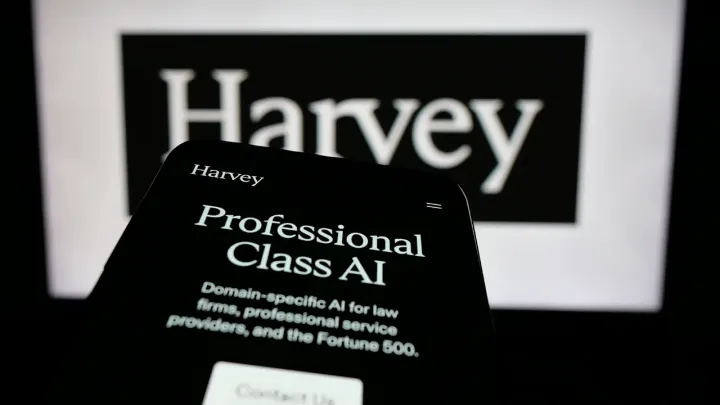 Harvey isimli hukuk odaklı yapay zeka girişimi 300 milyon dolar yatırım aldı.