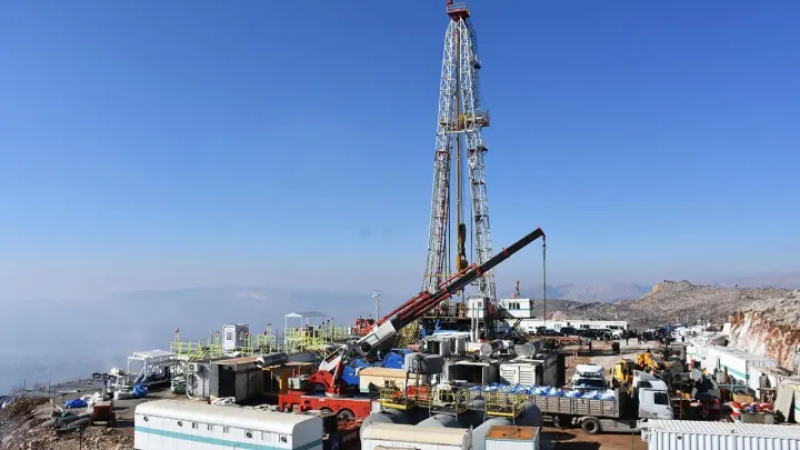 Orta Doğu Gerilimi Petrol Fiyatlarını Uçurdu: Brent Petrol 119 Dolara Yükseldi