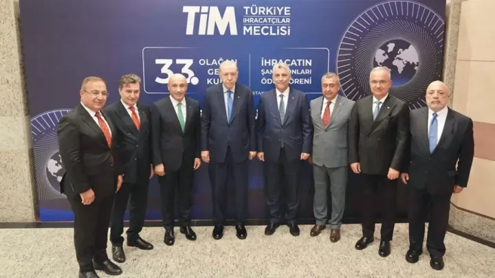 2025 ihracat şampiyonları açıklandı: Hedef 400 milyar dolar ve ilk 10 ekonomi arasına girmek