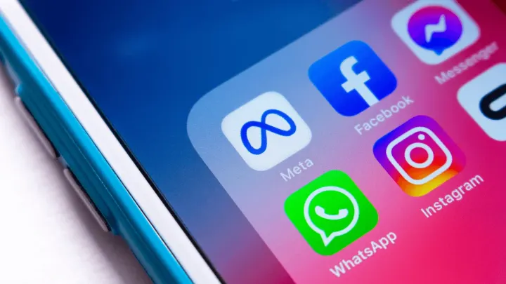 Meta, iOS uygulamalarındaki Apple Intelligence özelliğini devre dışı bıraktı.