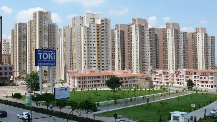 TOKİ'den Ev ve İş Yeri Sahiplerine Yüzde 25 İndirim: Başvuru Tarihleri Belli Oldu