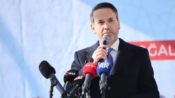 Enerjide Zam Gündemi: Bakan Bayraktar’dan Nisan Ayı İçin Kritik Açıklama