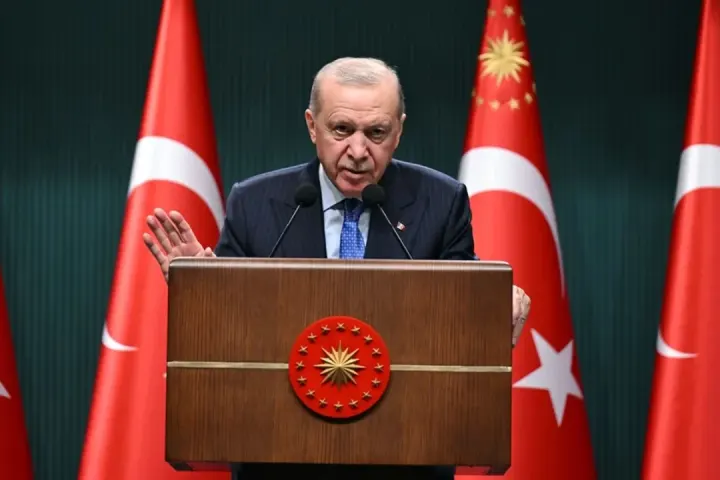 Emekli Maaşı Zammında Ocak 2027 Senaryoları: Refah Payı ve Seyyanen Artış Gündemde