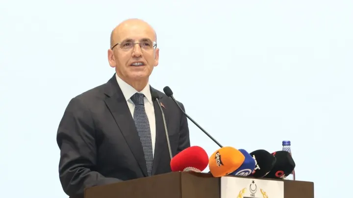 Bakan Şimşek’ten Vergi ve Enflasyon Açıklaması: “Yeni Vergi Artışı Gündemde Yok”