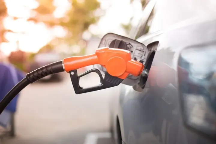 Akaryakıtta Büyük Zam Beklentisi: Motorinde Artış 5 Lirayı Aşabilir