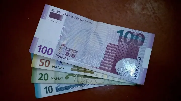 Azerbaycan Manatı TL Karşısında 1 Yılda 4,5 TL Değer Kazandı