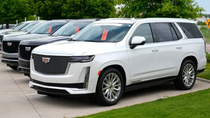 General Motors Türkiye’ye Geri Dönüyor: Cadillac, Chevrolet ve GMC Yeniden Yollarda!