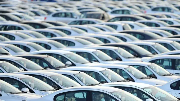 Otomotiv Üretiminde İlk 8 Ayda Düşüş: İhracat 27,2 Milyar Dolara Ulaştı