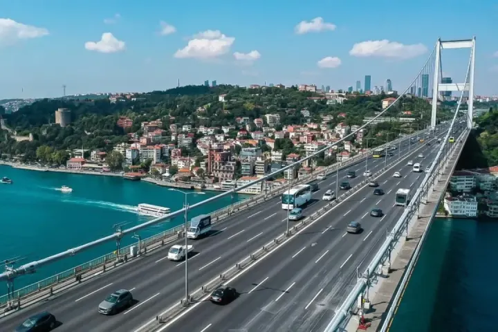 Köprü ve Otoyollar Özelleştiriliyor mu? Bakanlıktan 30 Yıllık Devir Açıklaması
