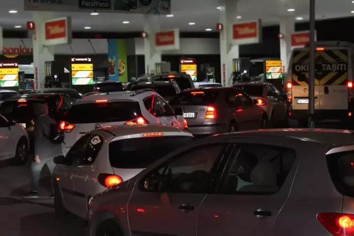 Motorin Zammı İptal Edildi: Sürücülere Rahat Nefes