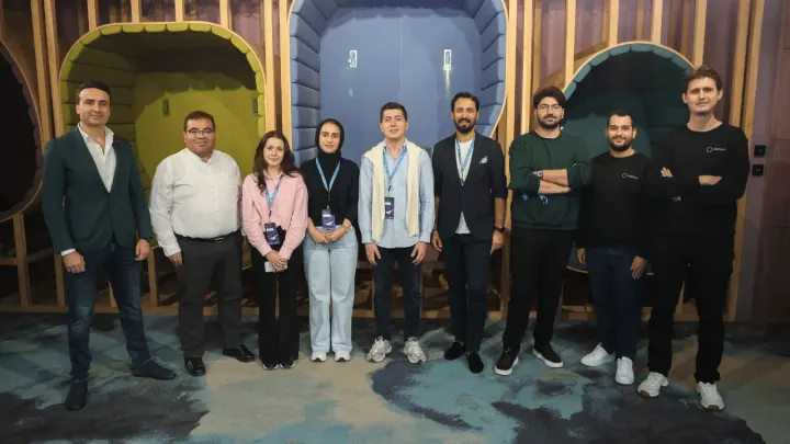 NEOHUB Yapay Zekâ Etkileşim Programı'ndan mezun olan 6 girişim hakkında haber başlıkları.