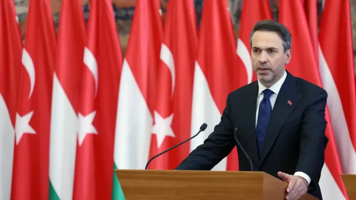 Türkiye'de Doğalgaz Ağı Genişliyor: 1000 Yerleşim Yerine Ulaşılacak