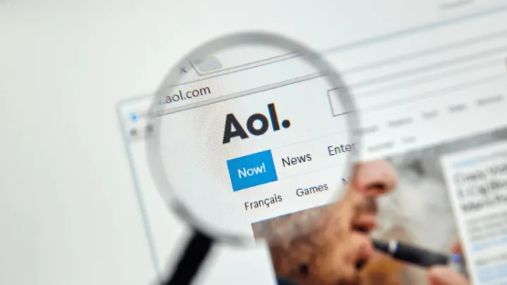 Bending Spoons, Yahoo'dan AOL'i satın alıyor.