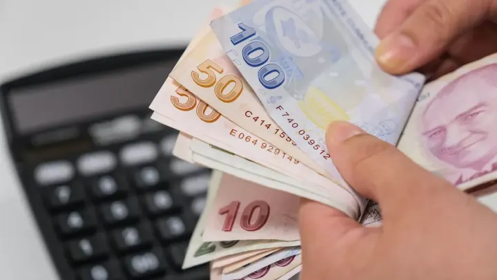 Memurlara Ek İkramiye Müjdesi: Rakam ve Ödeme Tarihi Belli Oldu