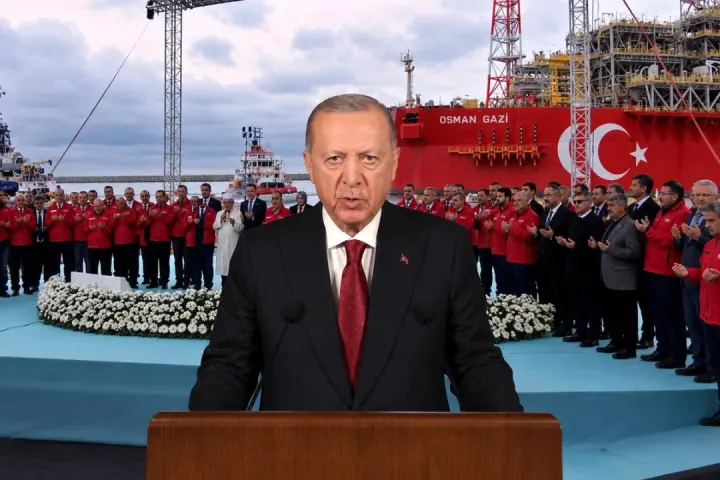 Osman Gazi Yüzer Üretim Platformu Karadeniz’e Açıldı: Doğal Gaz Üretimi İkiye Katlanacak