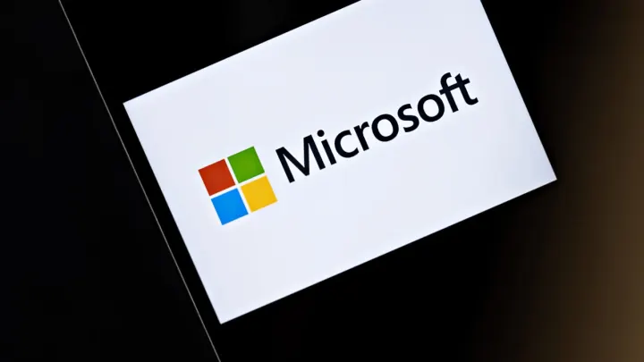 Microsoft, Windows Store'da geliştiricilerden artık ücret talep etmeyecek.