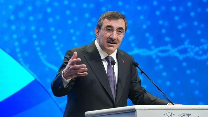 İhracatta Cumhuriyet Tarihinin Rekoru: Yıllıklandırılmış İhracat 283,7 Milyar Dolara Ulaştı