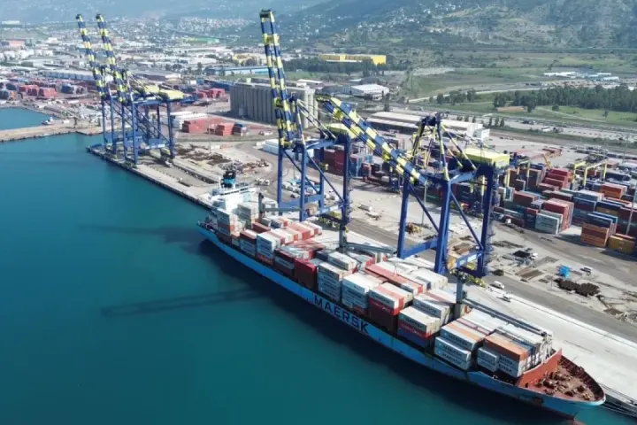 Ekim'de Dış Ticaret Açığı 7,6 Milyar Dolara Yükseldi, Yüzde 27,6 Arttı!