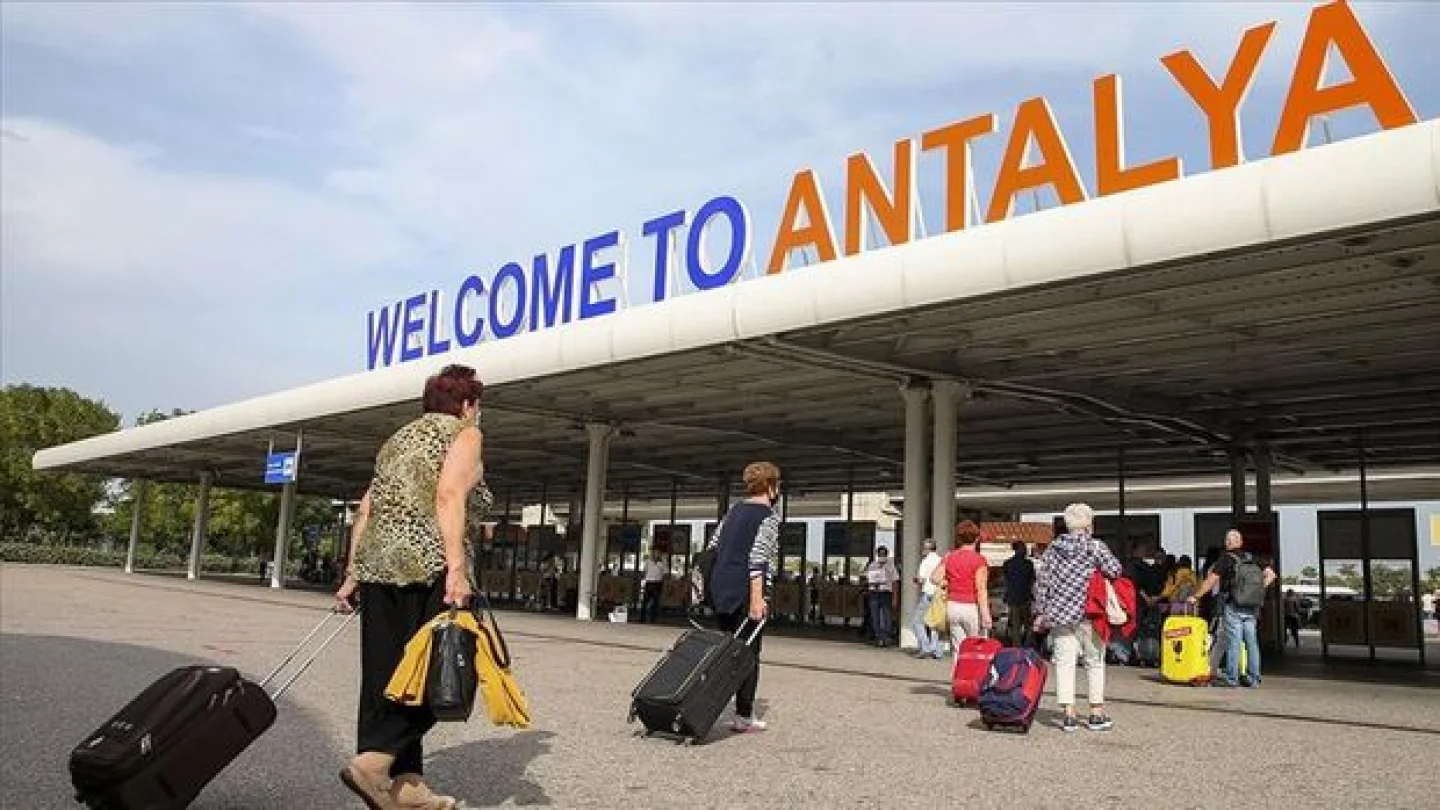 Antalya Havalimanı ve Yavuz Sultan Selim Köprüsü'nde Yeni Rekorlar