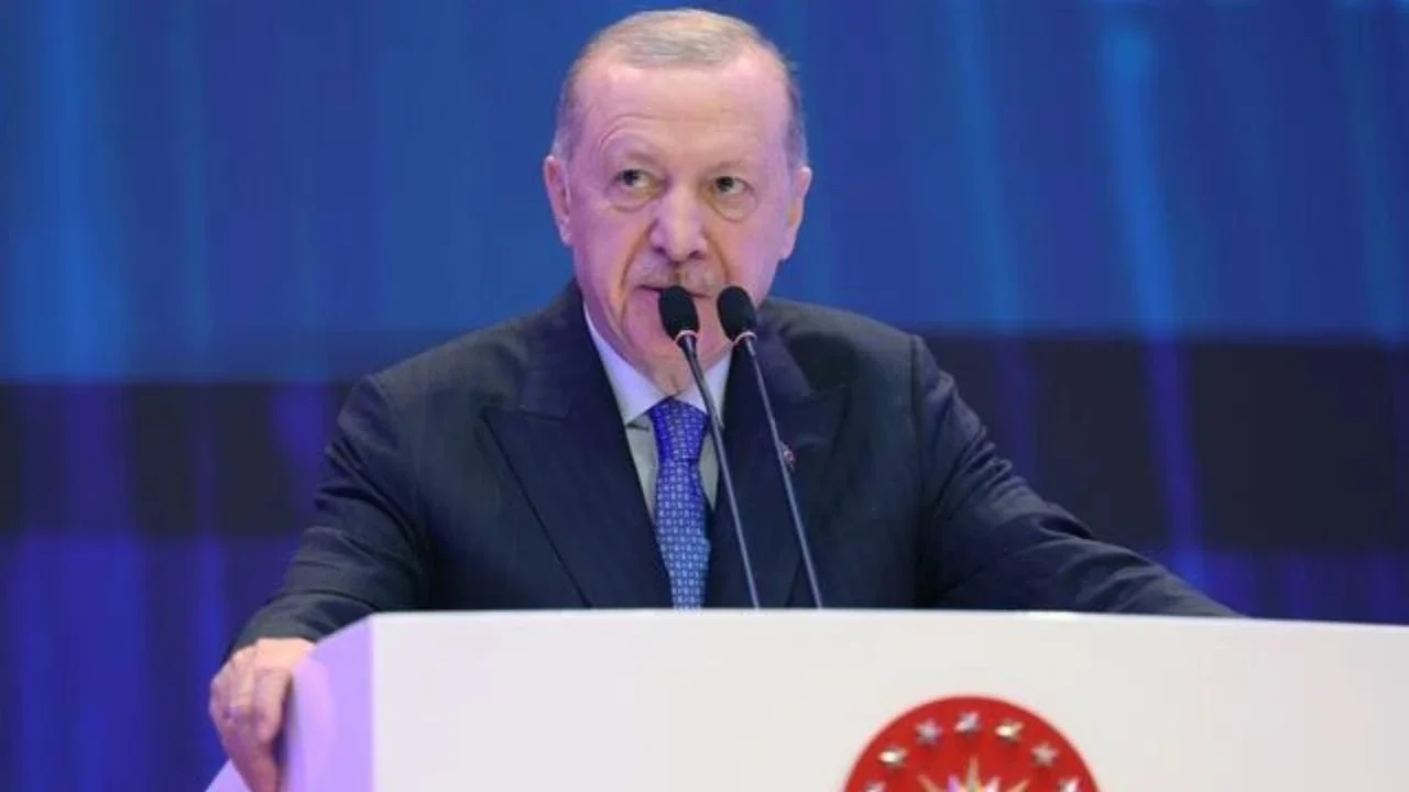 Cumhurbaşkanı Erdoğan’dan Çiftçilere Uyarı: Kayısı, Üzüm ve Elma Gibi Ürünlerde Bu Yıl Sıkıntı Yaşanabilir