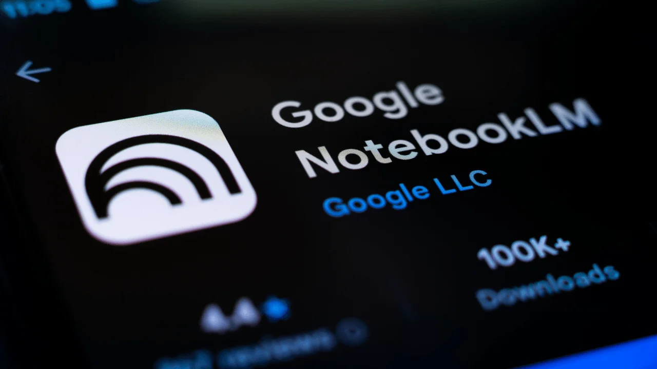 NotebookLM, içeriklerini herkesle paylaşmaya izin veriyor.