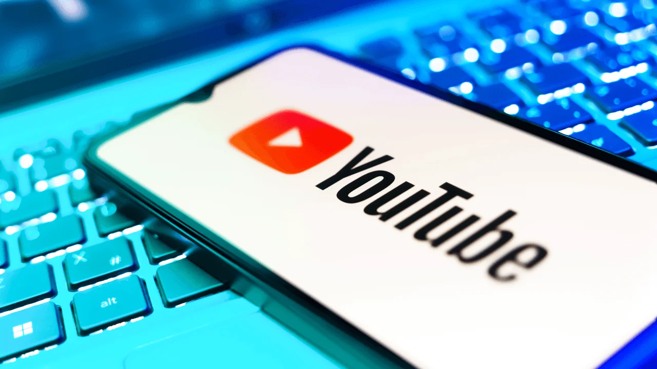 YouTube, yapay zeka destekli arama sonuçlarını test ediyor.