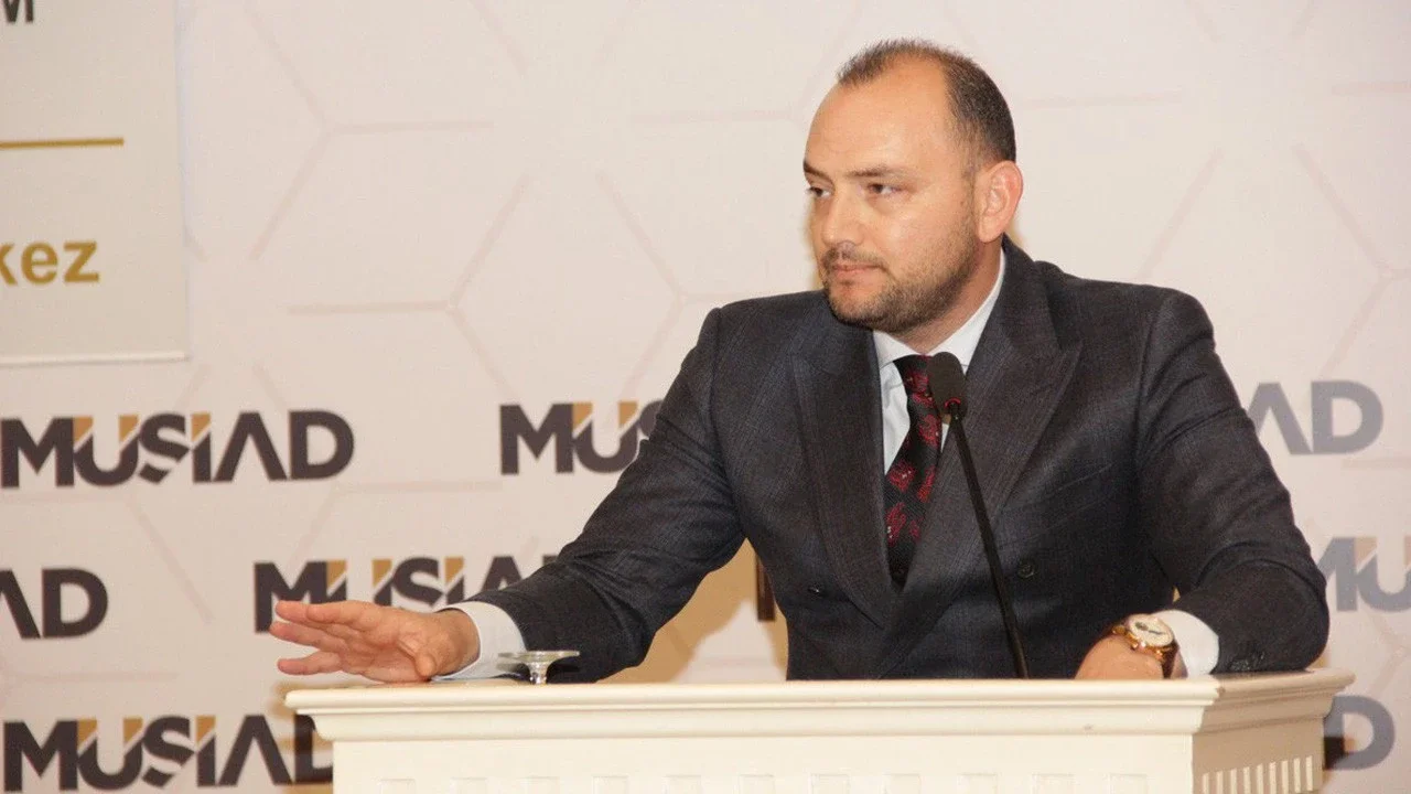 MÜSİAD Başkanı Özdemir: Dolar Yıl Sonunda 45 TL'nin Altına Düşmemeli