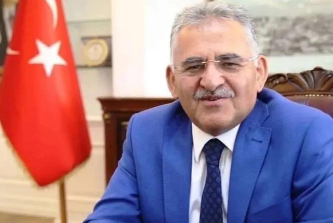 Memduh Büyükkılıç, Kayseri Sanayisini Övmekten Geri Durmadı