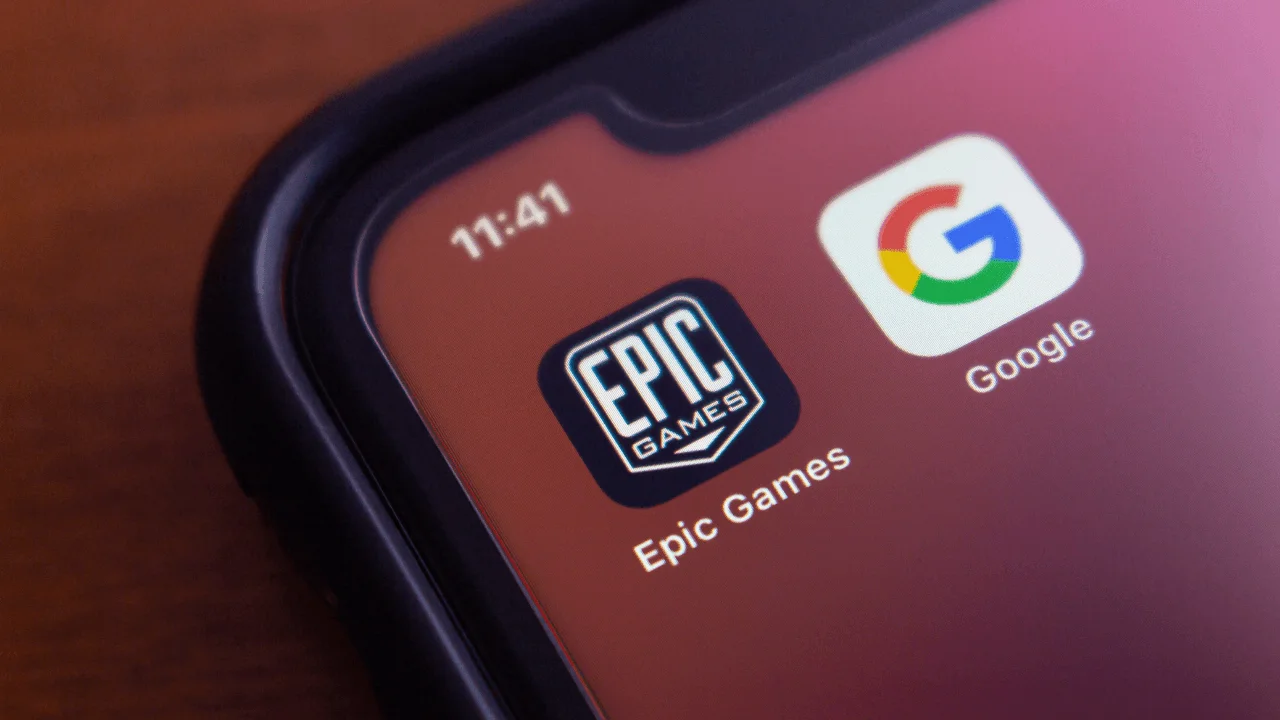 Fortnite, Google Play Store'dan çekilerek Epic Games Store'a geliyor.