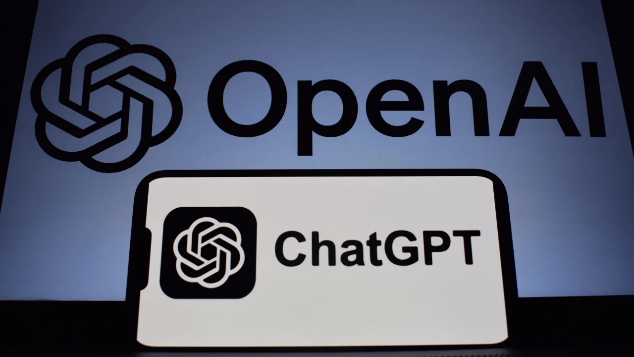 OpenAI, hassas konuşmaları GPT-5'e yönlendirerek ebeveyn kontrolü sağlayacak.