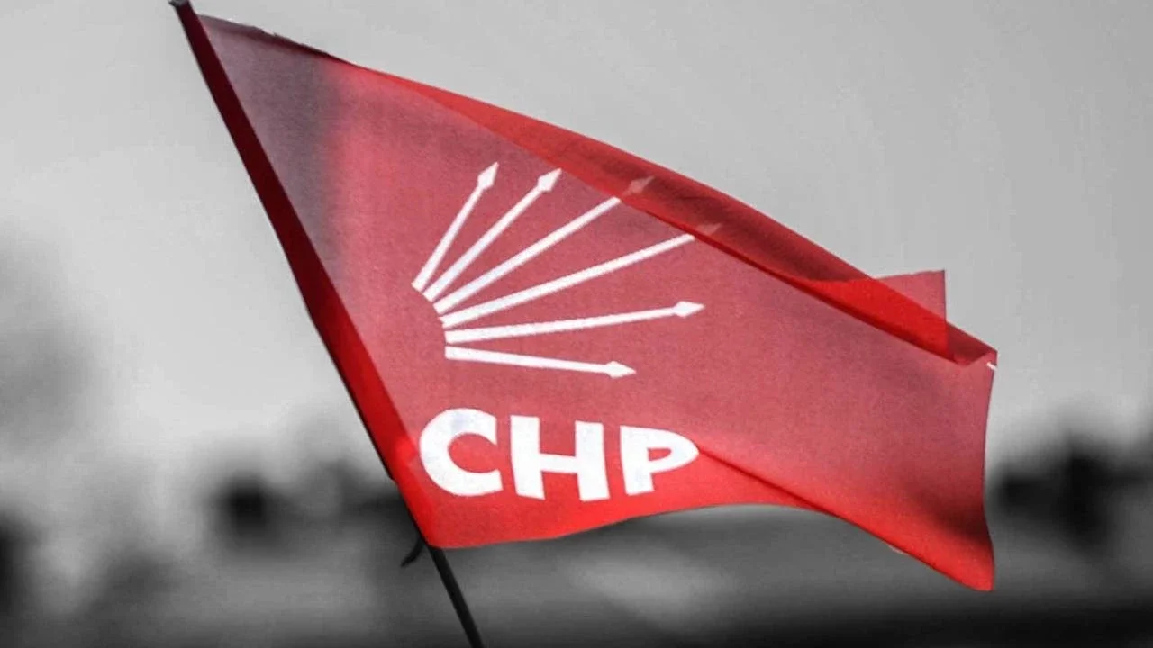 CHP İstanbul İl Kongresi’ne Mahkemeden Durdurma Kararı