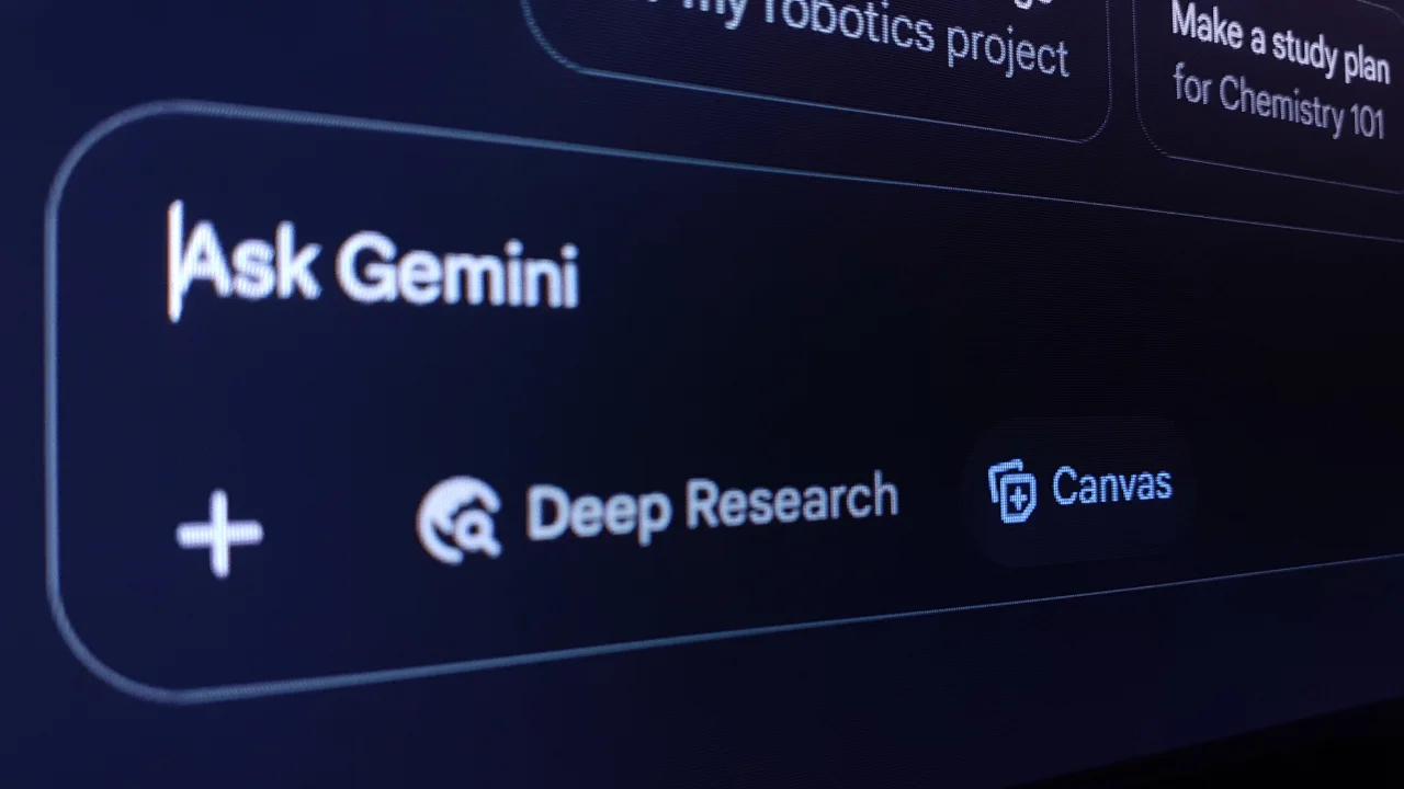 Gemini, Canvas aracıyla birkaç saniye içinde sunum hazırlamanızı mümkün kılıyor.