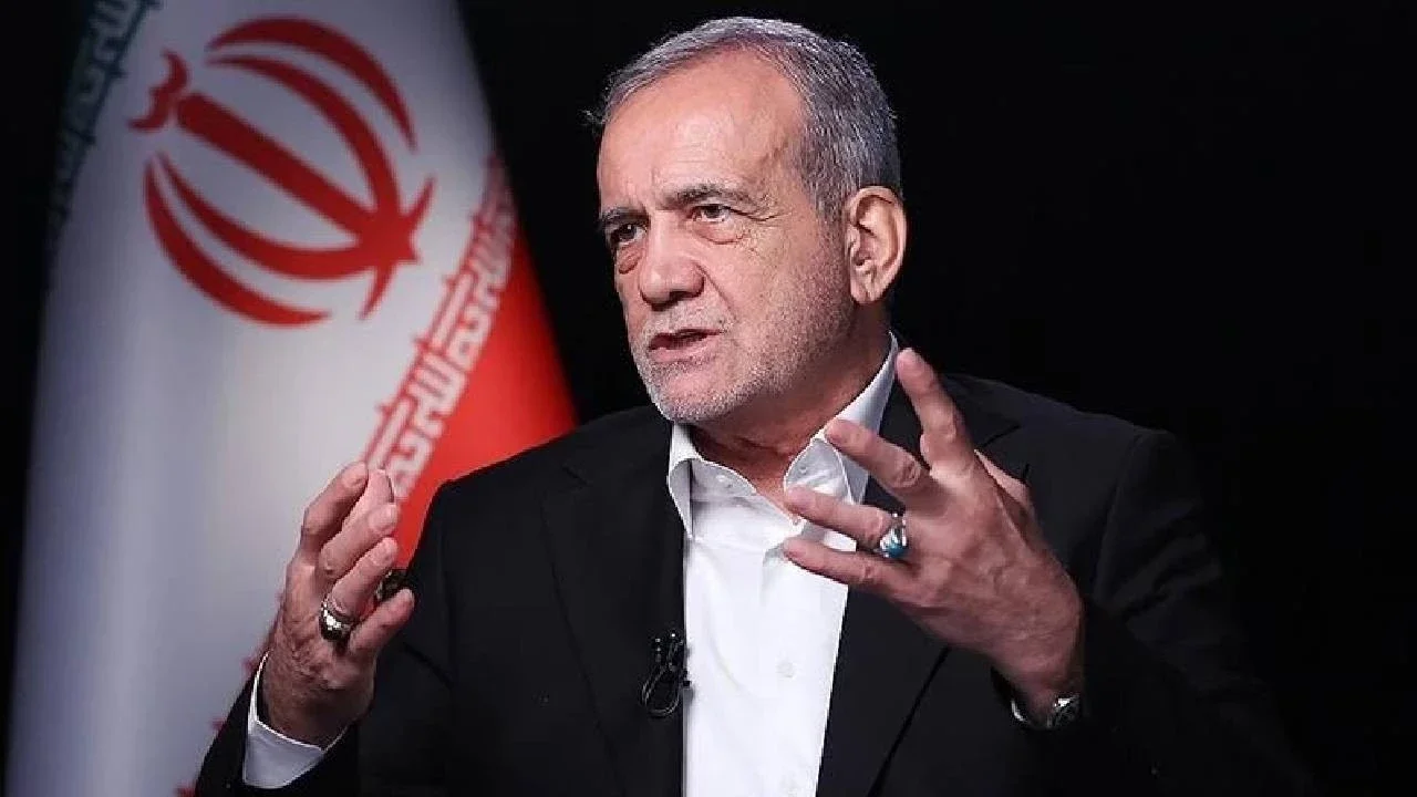 İran Cumhurbaşkanı Pezeşkiyan’dan Komşu Ülkelere Mesaj: “Saldırı Gelmezse Füze Atılmayacak”