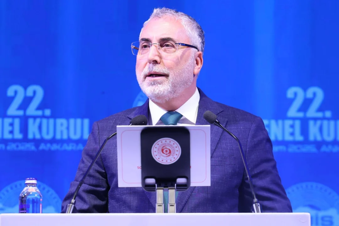 Bakan Işıkhan: 2029'da İşsizliği Yüzde 7,6'ya İndirmeyi Hedefliyoruz