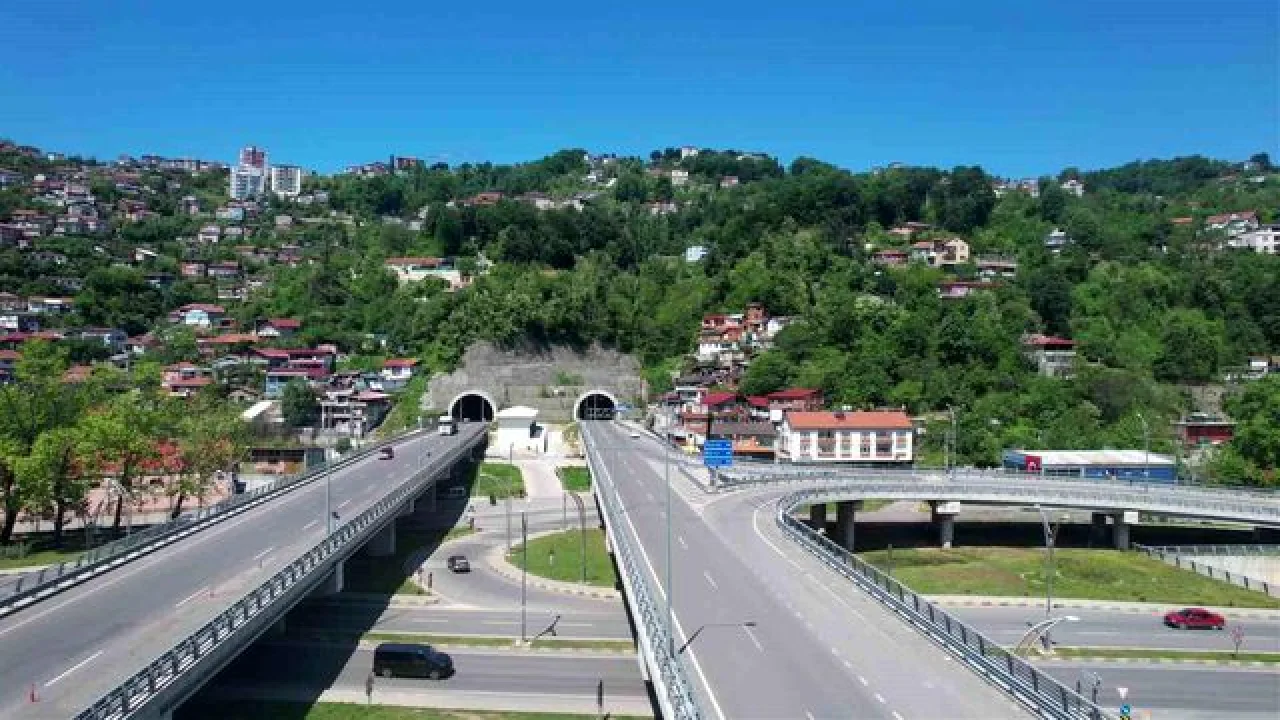 Zonguldak Çevre Yolu Projesinde İmzalar Atıldı: Ulaşım Süresi 8 Dakikaya Düşecek