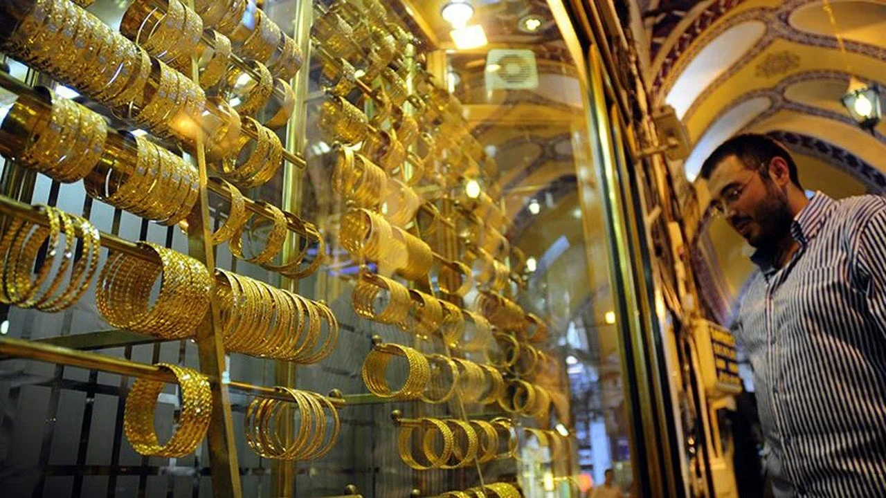 Hürmüz Gerilimi Azaldı, Kapalıçarşı’da Hareket Başladı: Gram Altında 6.800 TL Beklentisi