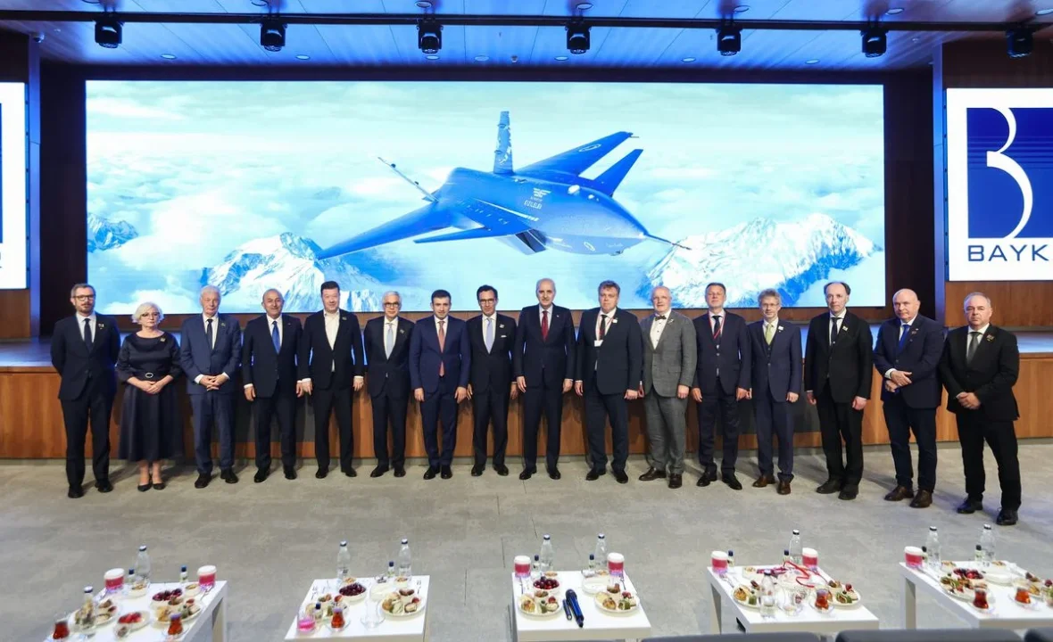 NATO Parlamenter Zirvesi Heyetinden Baykar Milli Teknoloji Merkezi’ne Ziyaret