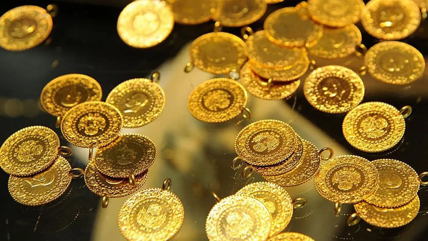 Altın Fiyatlarında Enflasyon Dalgalanması: Jeopolitik Riskler ve ABD Verileri Etkili